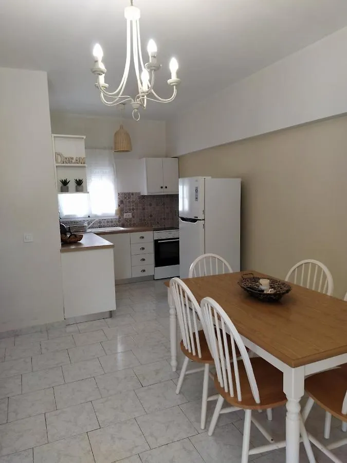 Christos Studios Zóla Appartement