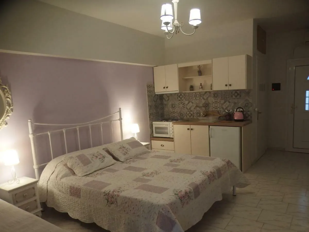 Christos Studios Zóla Appartement
