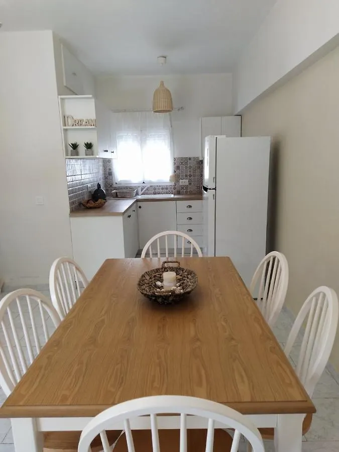 Christos Studios Zóla Apartmán